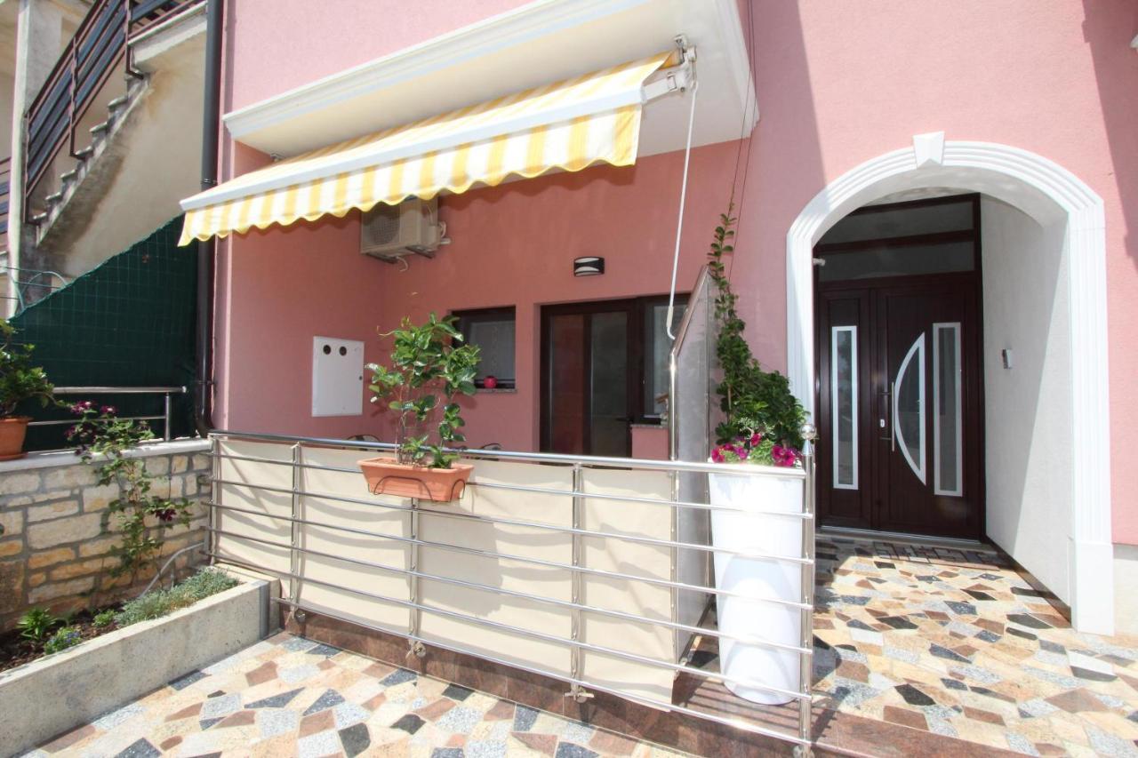 Room And Apartment Lea Rovinj Exterior photo