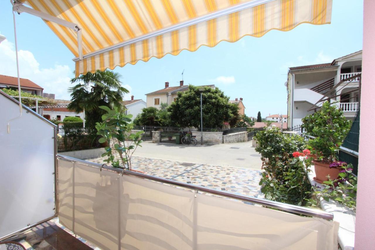 Room And Apartment Lea Rovinj Exterior photo